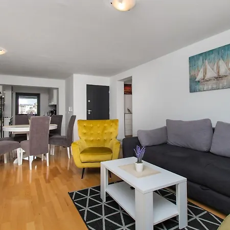 Silvija Apartment Vodice