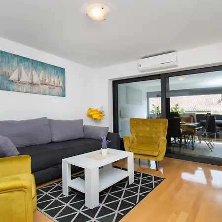 Silvija Apartment *