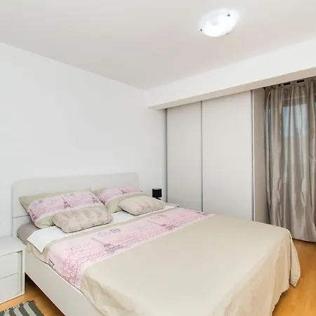 Silvija Apartment Vodice